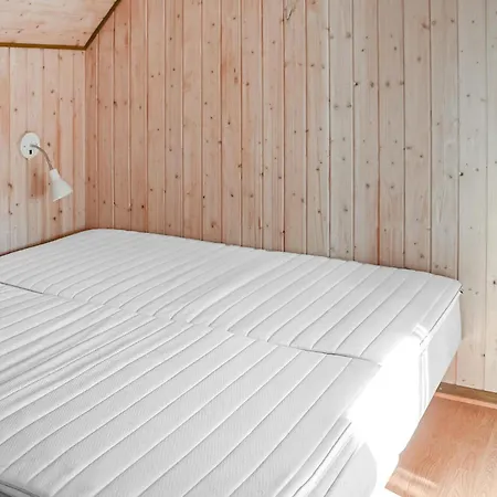 Feriehus Stunning Home In Hanstholm With Swimming Pool *