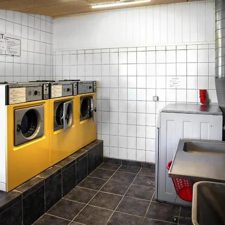 2 Bedroom Stunning In *