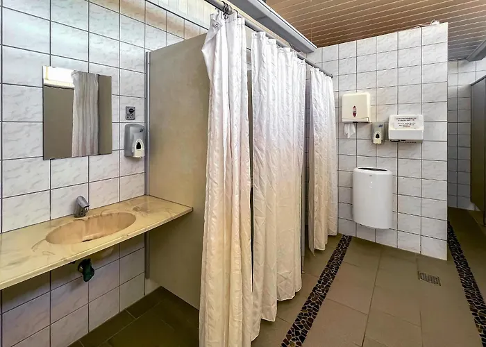 Dom wakacyjny 2 Bedroom Stunning In *